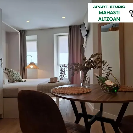 Boutique Altzoan Aparcamiento Gratis Y Supermercado A 2 Metros Apartment Zarautz