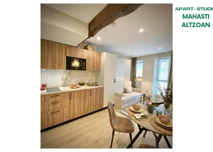 Altzoan Boutique & Parking Free Апартаменты *